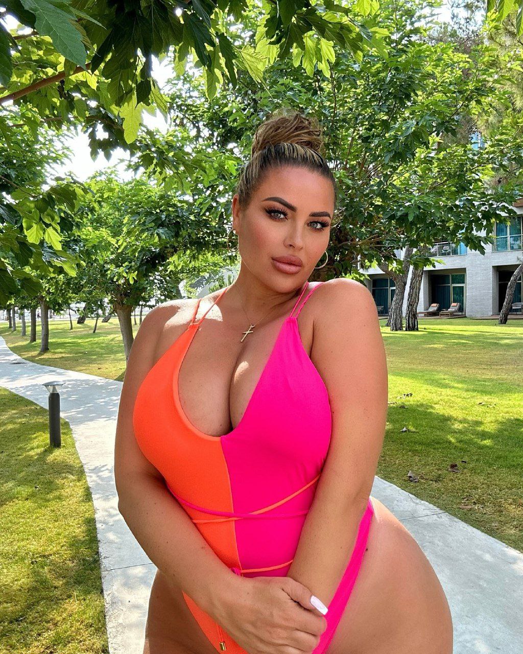 🙏 Раздеть эту. ➖ ➖ ➖ ➖ ➖ ➖ ➖ ➖ ➖ ➖ ➖ ➖ 🔞. 